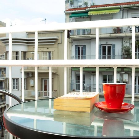 Downtown Luxury Boutique Suites : The Red Suite テッサロニキ エクステリア 写真