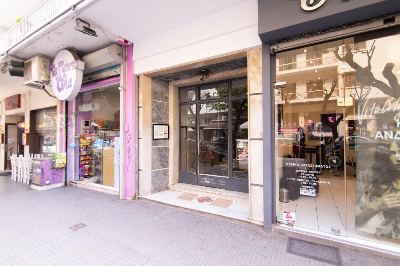 Downtown Luxury Boutique Suites : The Red Suite テッサロニキ エクステリア 写真
